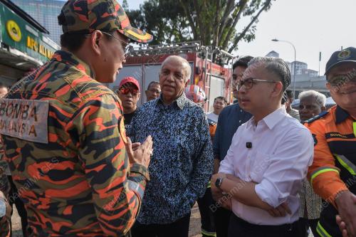 DATUK FAHMI FADZIL