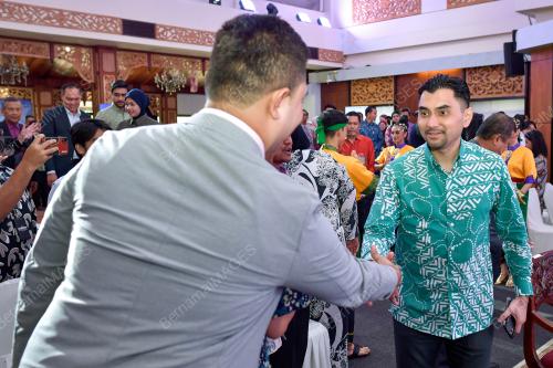 KHAIRUL FIRDAUS AKBAR KHAN