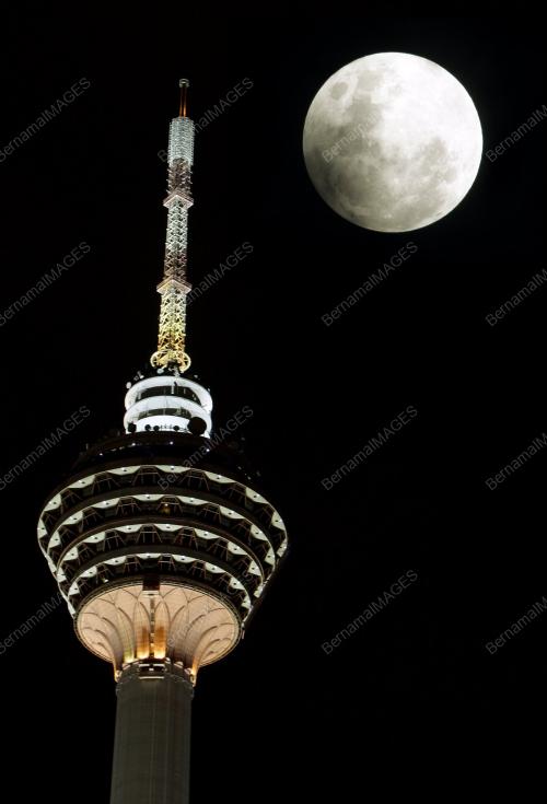 GERHANA BULAN PENUMBRA