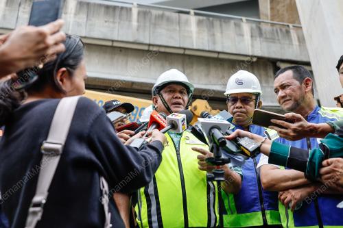 DATUK SERI ALEXANDER NANTA LINGGI