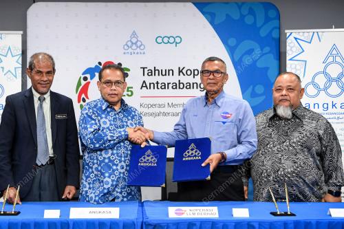 DATUK SERI DR ABDUL FATTAH ABDULLAH