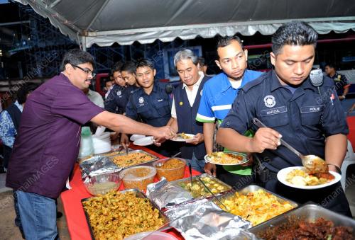 KL23_09082012_POLIS