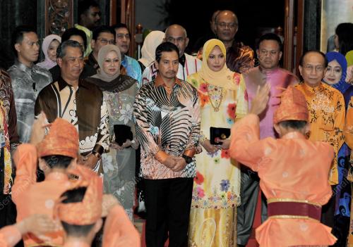TUANKU MIZAN ZAINAL ABIDIN