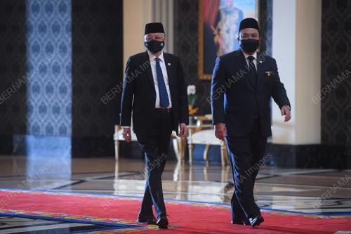 DATUK SERI ISMAIL SABRI YAAKOB
