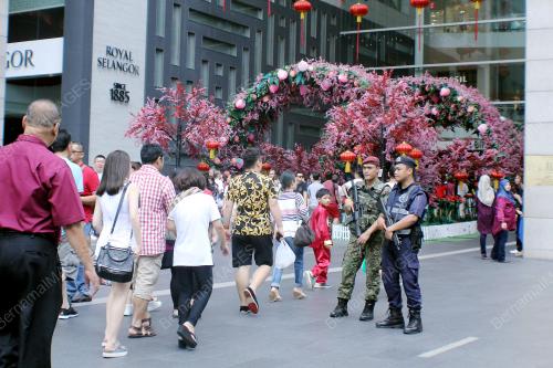 KL23_11022016_POLIS