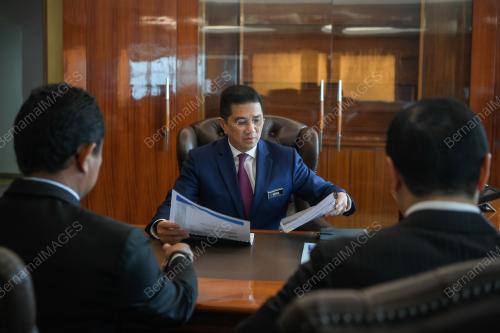 DATUK SERI MOHAMED AZMIN ALI