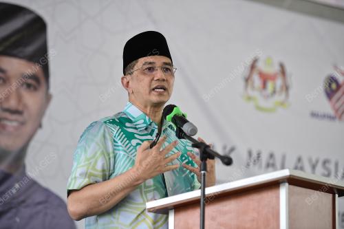 DATUK SERI MOHAMED AZMIN ALI