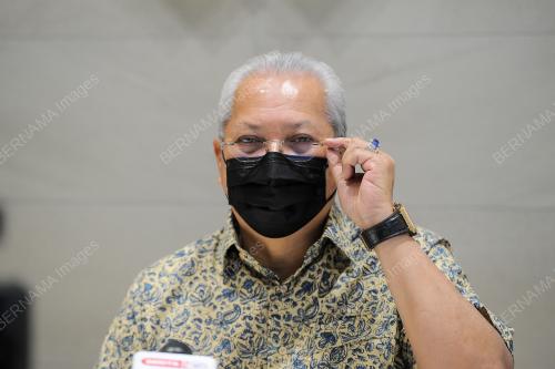 TAN SRI ANNUAR MUSA