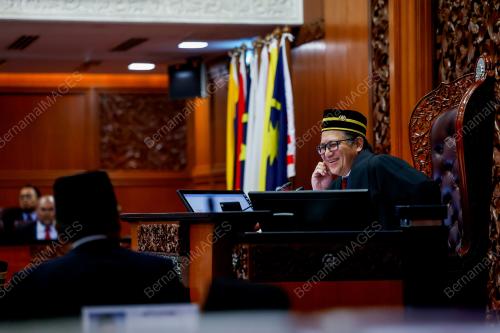 DATUK NUR JAZLAN MOHAMED