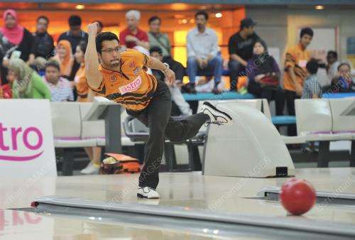 KL23_12042014_BOWLING