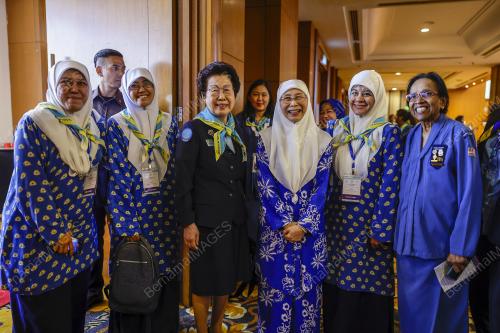 DATUK SERI DR WAN AZIZAH WAN ISMAIL