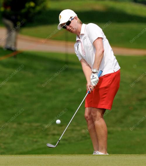 KL23_12102012_GOLF_LPGA