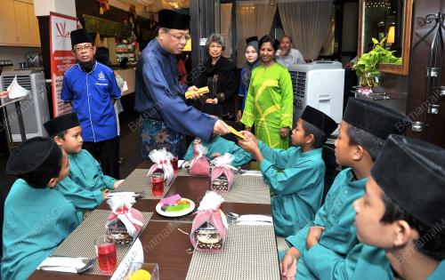 KL23_13082012_IFTAR