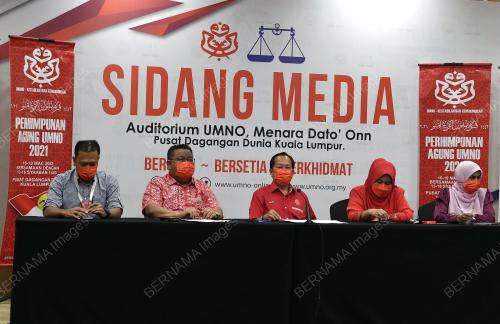 DATUK SERI AHMAD MASLAN