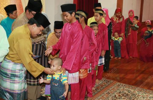 JAMIL KHIR BAHAROM