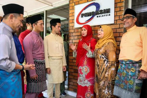 KL23_14102016_PENGASIH