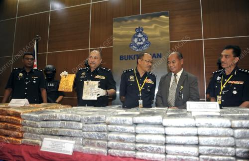 KL23_15032016_GANJA