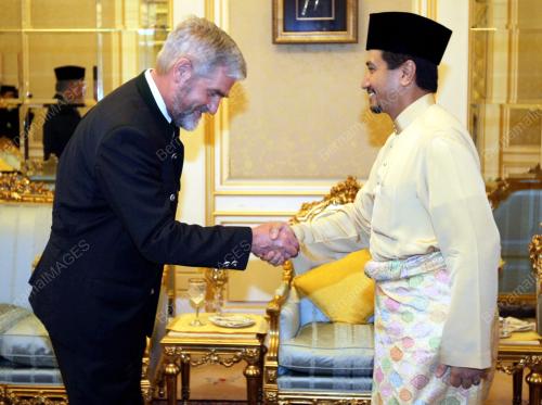 TUANKU MIZAN ZAINAL ABIDIN