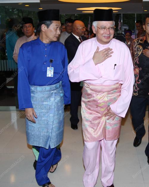 DATUK SERI MOHD NAJIB TUN ABDUL RAZAK