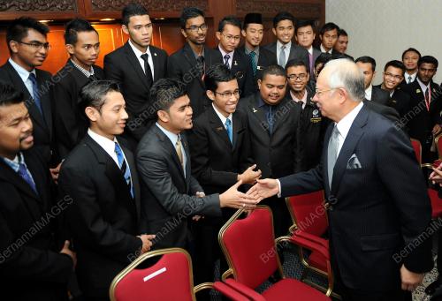 KL23_15122012_PM