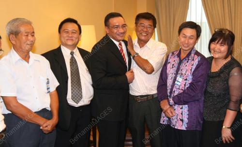 HISHAMMUDDIN TUN HUSSIEN