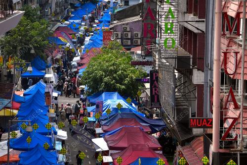 PERSIAPAN PENIAGA JALAN TAR