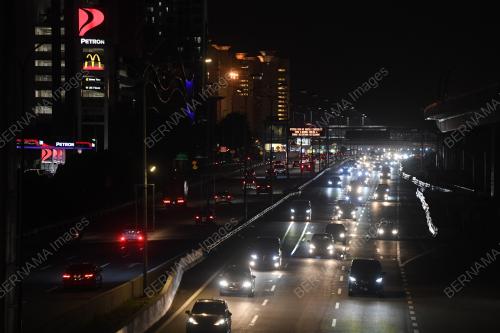 TINJAUAN ALIRAN TRAFIK