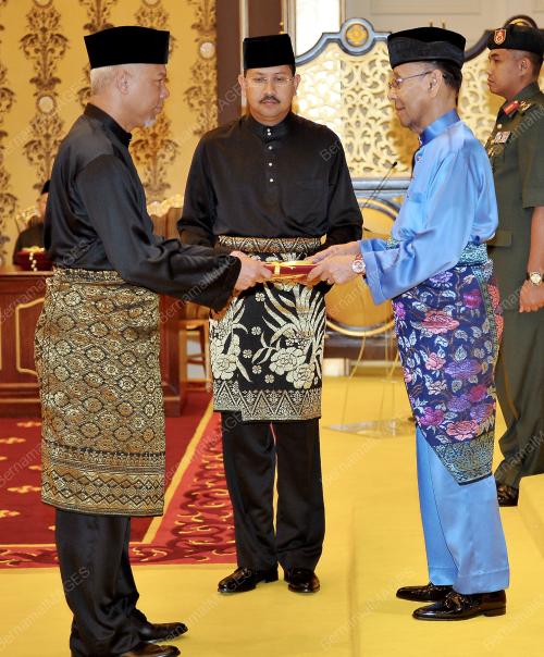 KL23_18022014_AGONG_WATIKAH