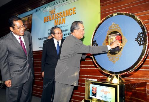 TAN SRI MUHYIDDIN YASSIN