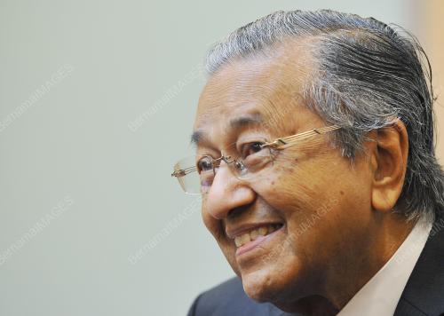 KL23_18042015_MAHATHIR