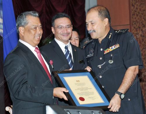 TAN SRI MUHYIDDIN MOHD YASSIN