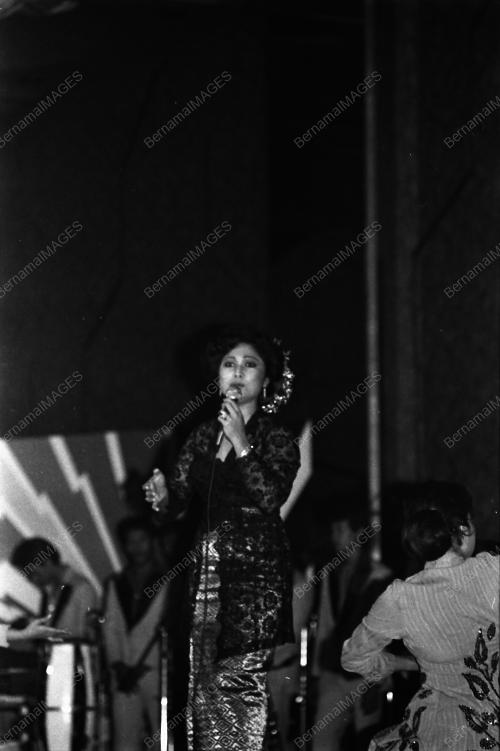 MALAM PANCAR SENI '80