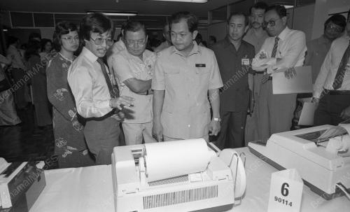 KL23_19012015_MOGGIE_TELEFON
