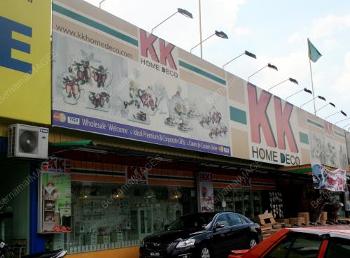PENGGUNAAN BAHASA MALAYSIA