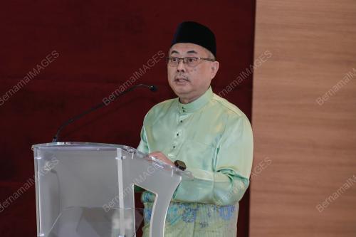 TUN WAN AHMAD FARID WAN SALLEH