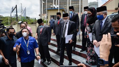 DATUK SERI ISMAIL SABRI YAAKOB