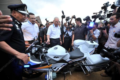 KL23_19122012_PM_POLIS