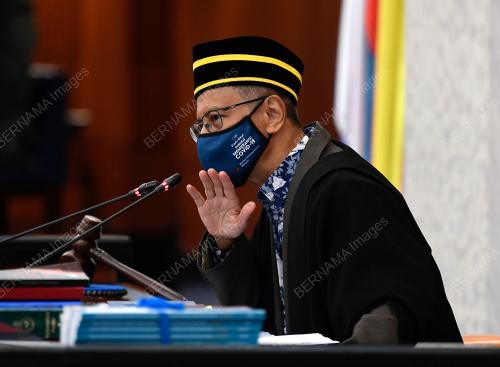 TAN SRI AZHAR AZIZAN HARUN