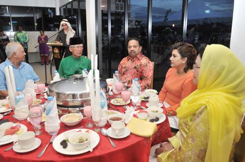 KL23_20062016_BUKA_PUASA