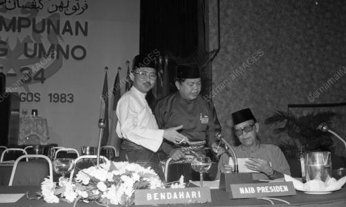PERHIMPUNAN AGUNG UMNO