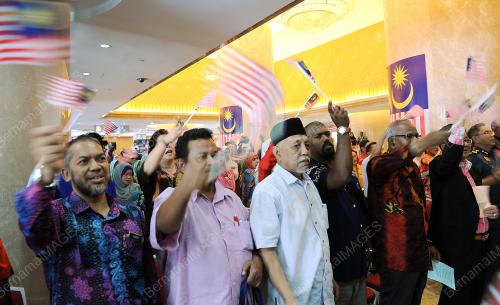 KL23_20082015_KEBANGSAAN