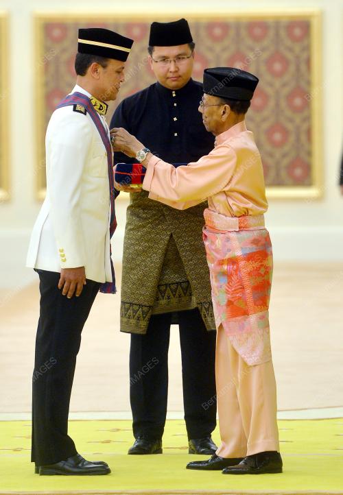 KL23_20092016_AGONG_PINGAT