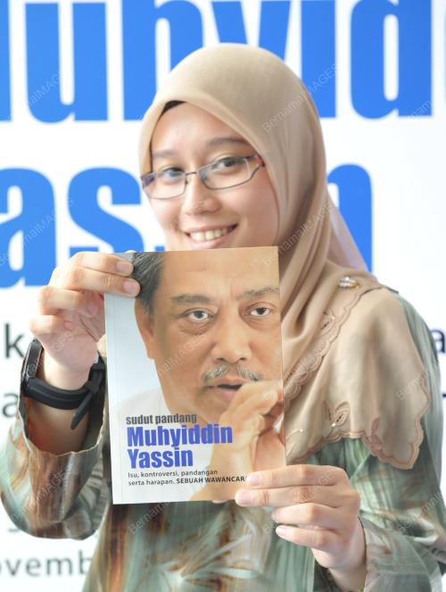 BUKU 'SUDUT PANDANG MUHYIDDIN YASSIN'