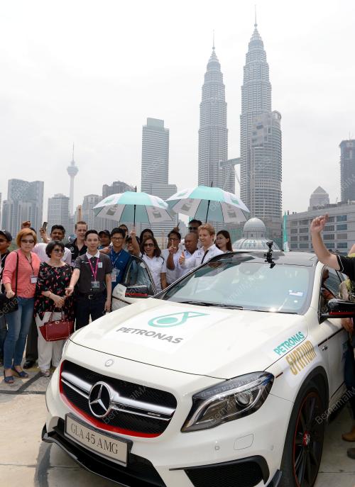 KL23_22032015_TAXI_RIDE