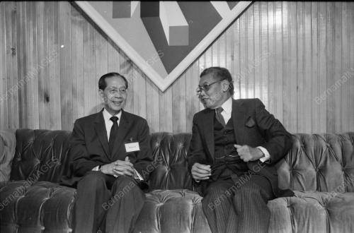KAMPUCHEA SUMMIT