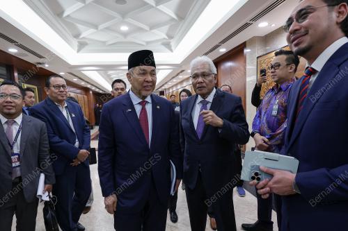 DATUK SERI DR AHMAD ZAHID HAMIDI