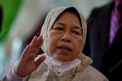 ZURAIDA KAMARUDDIN