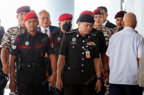 DATUK SERI NAJIB TUN RAZAK