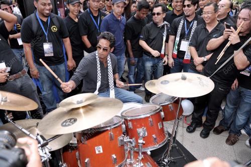 KL23_22122012_BUSKERS_FEST