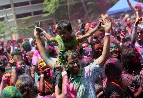 KL23_23032014_HOLI